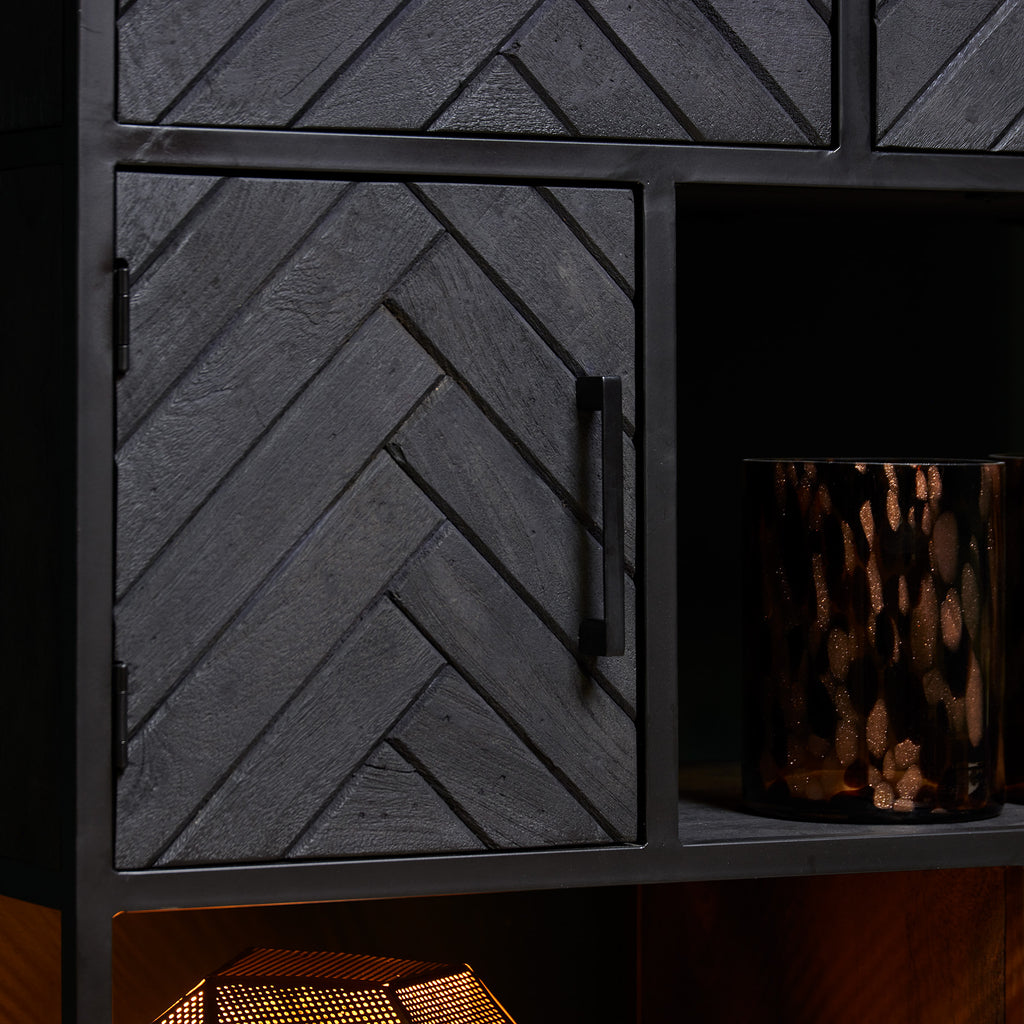 Bücherregal Sydney | Mangoholz Schwarz mit Fischgrätmuster | 90 x 45 x 200 cm