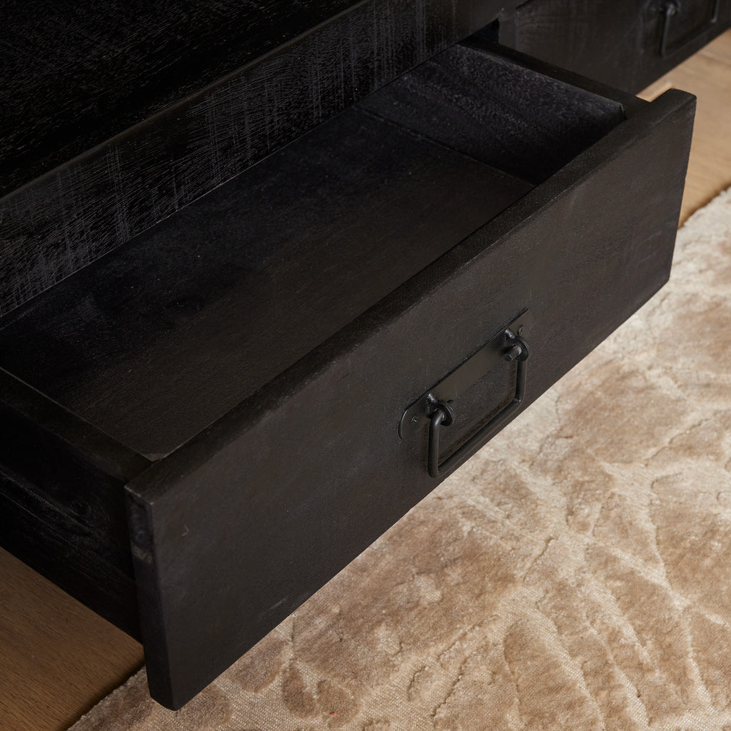 TV-Board Bori Schwarz – Mangoholz mit schwarzem Metallgestell & 3 Schubladen, 150 x 45 x 60 cm