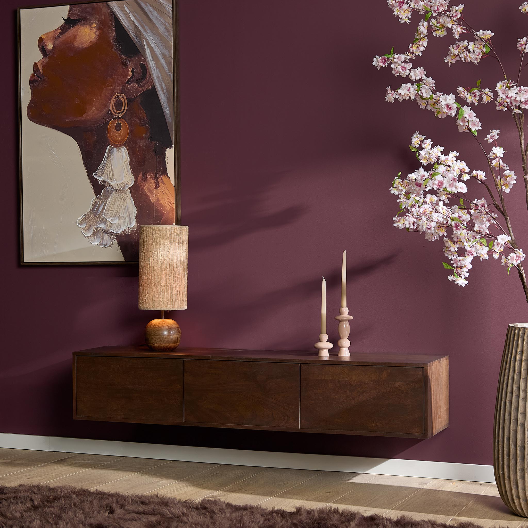 Schwebendes TV-Board Focus Braun 160x35x30 cm – Massivholz TV-Board zur Wandmontage mit Push-to-Open Türen